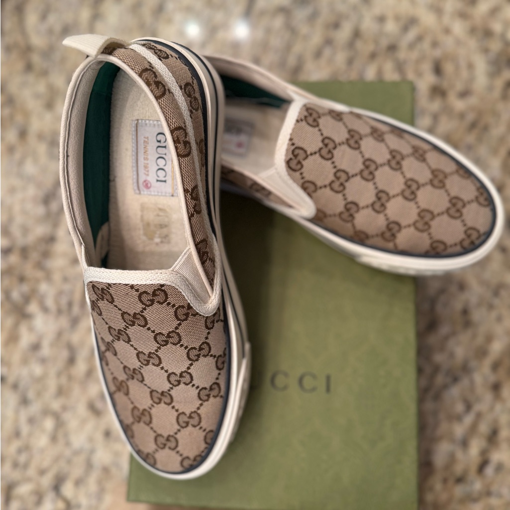 Gucci Brown Flats With Iconic Gg Monogram